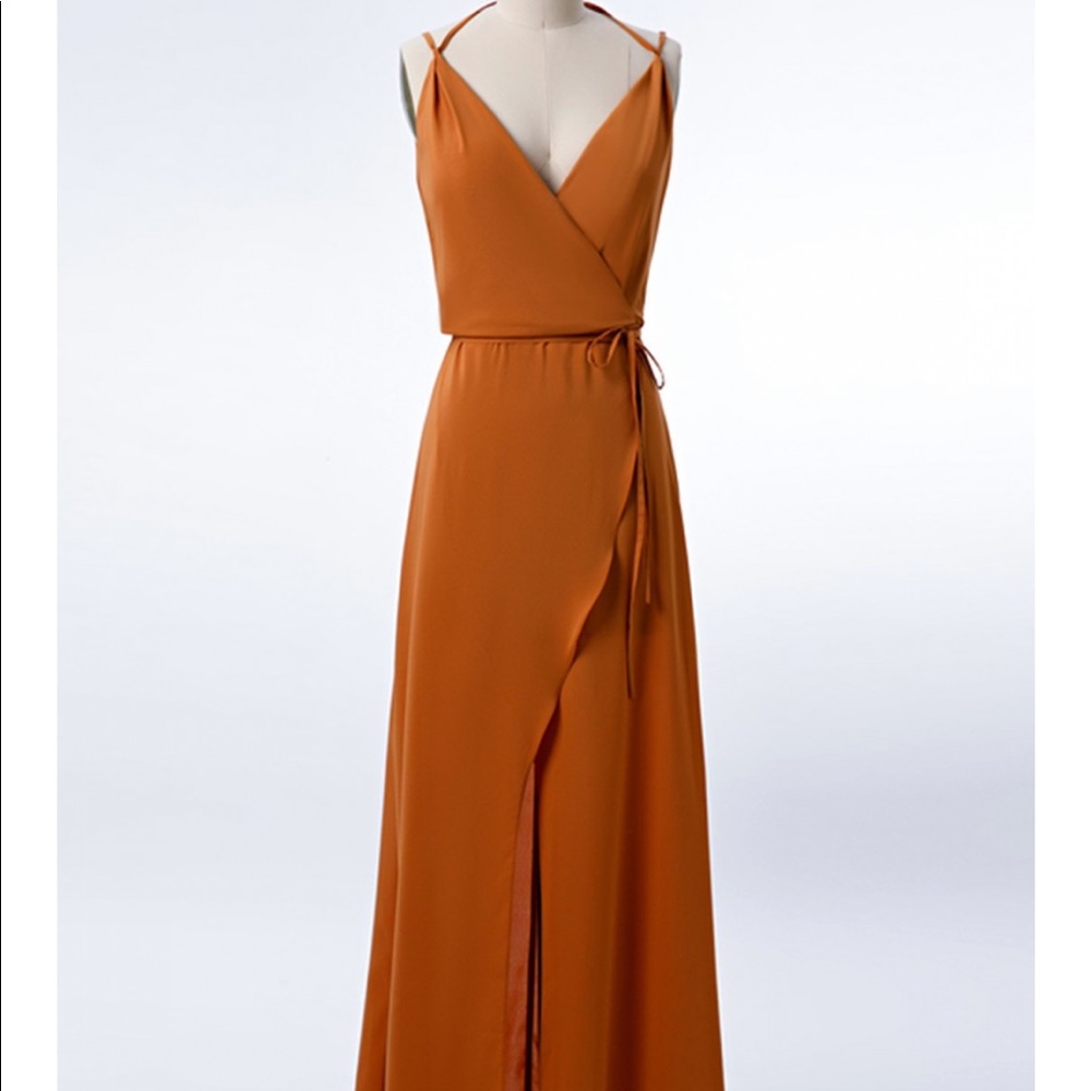 Wednova bridesmaid dress in burnt orange, size 12, floor length, never worn!